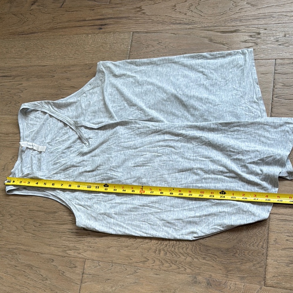 Lululemon Knot A Problem Tank Heathered Core Ultra Light Grey Size 10 - Picture 12 of 12